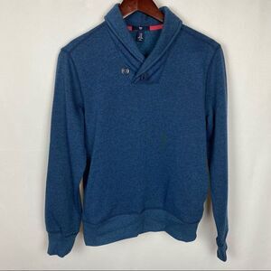Gap Sweater‎